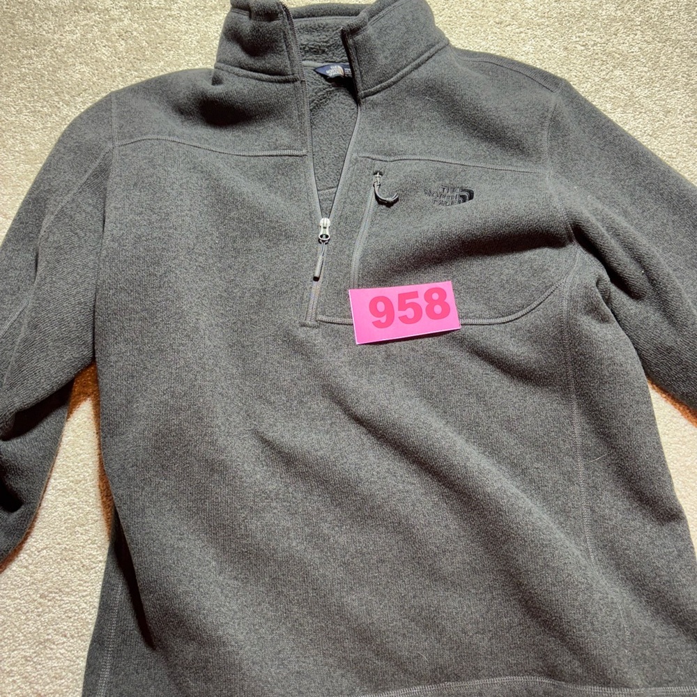 Northface men’s 3/4 zip grey pullover sz XL